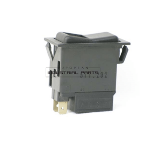Push toggle switch