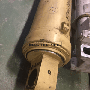 Luffing cylinder