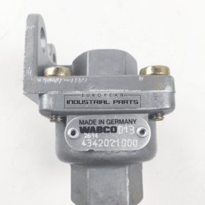 Shuttle valve